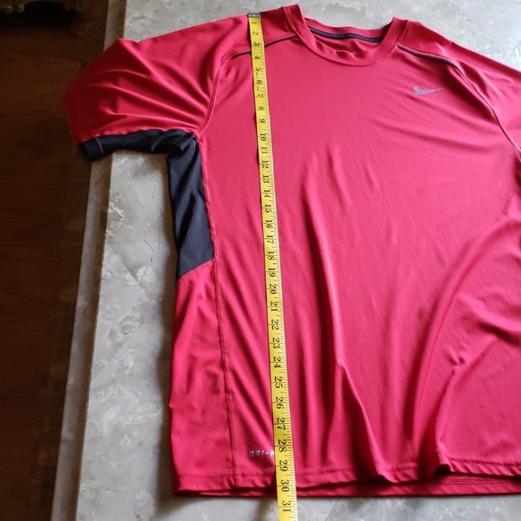 Men's Nike Dri-Fit Performance Shirt. - Picture 4 of 10
